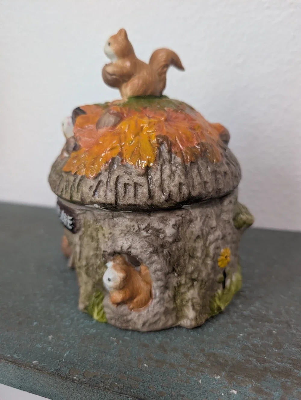 Vintage Ceramic Squirrel NUT HOUSE Candy Nut Canister Jar Tree House CottageCore